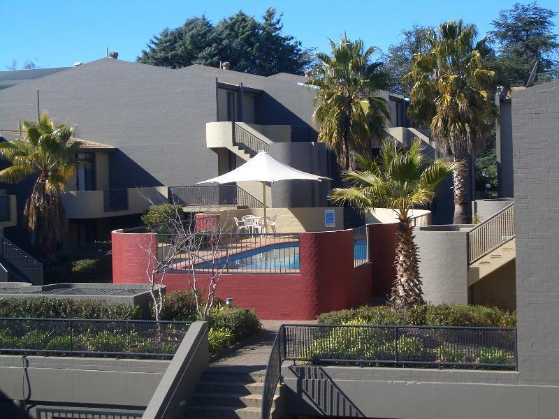 Manuka Park Serviced Apartments Κανμπέρα Εξωτερικό φωτογραφία